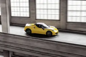 Alfa Romeo 4C Spider   - 62