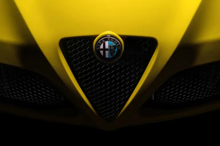 Alfa Romeo 4C Spider   - 63