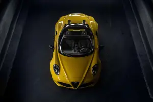 Alfa Romeo 4C Spider   - 76
