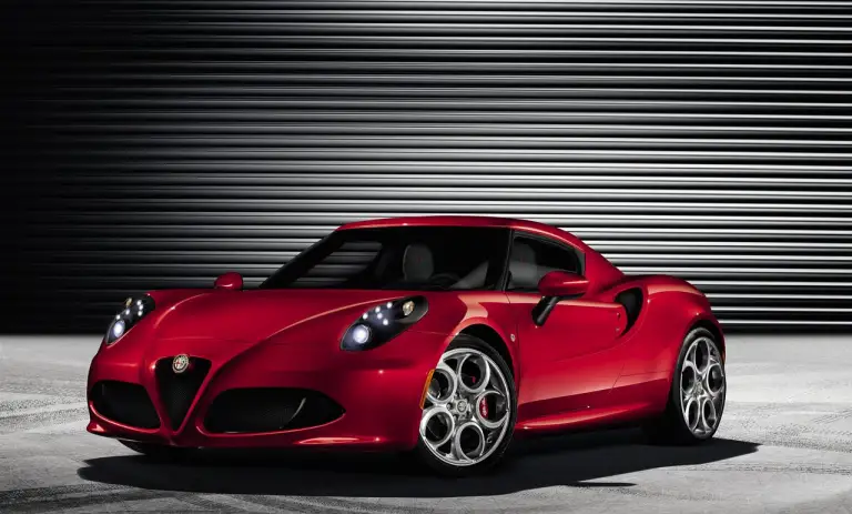 Alfa Romeo 4C - 8