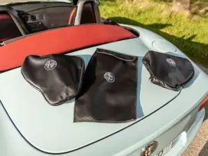 Alfa Romeo 8C Spider Blu Celeste 2010 asta - Foto