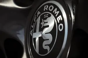 Alfa Romeo Giulia e Stelvio Nero Edizione