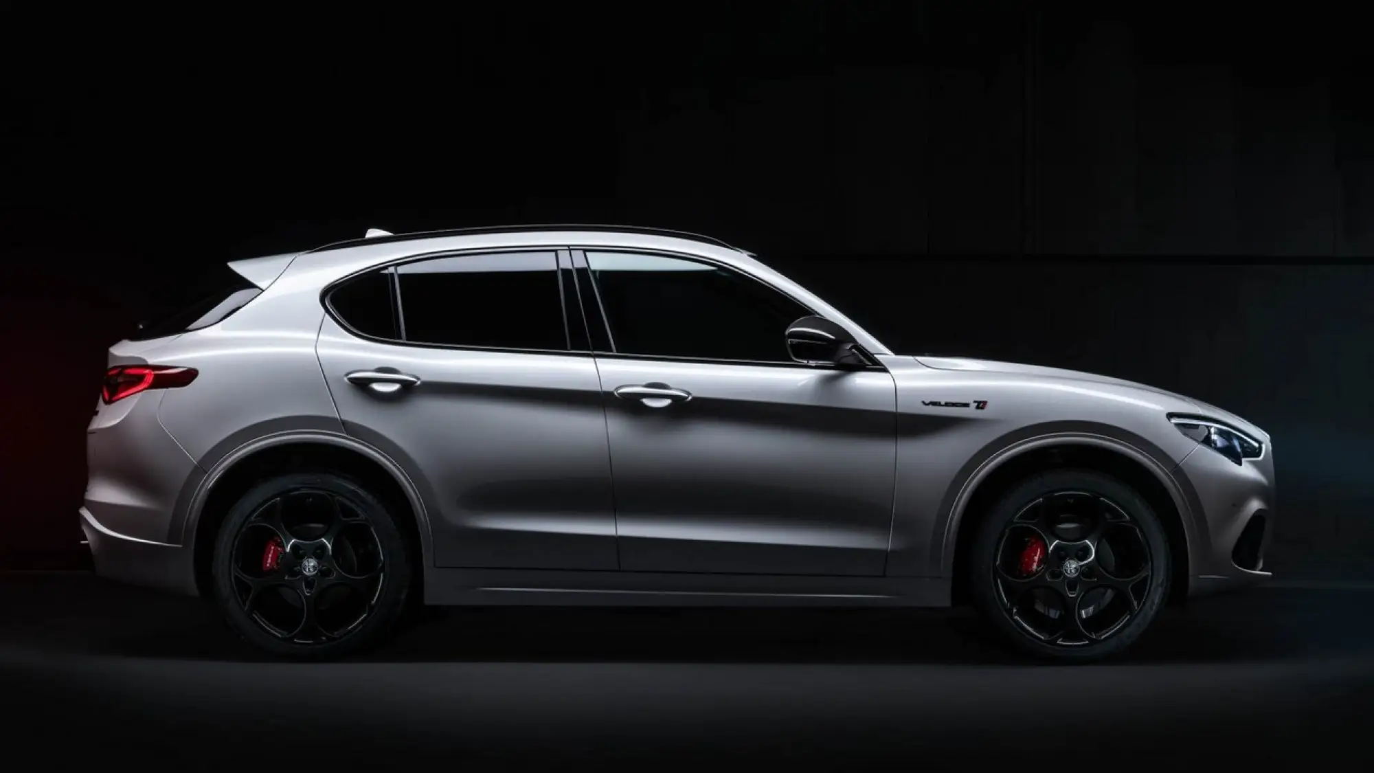 Alfa Romeo Giulia e Stelvio Ti - 2