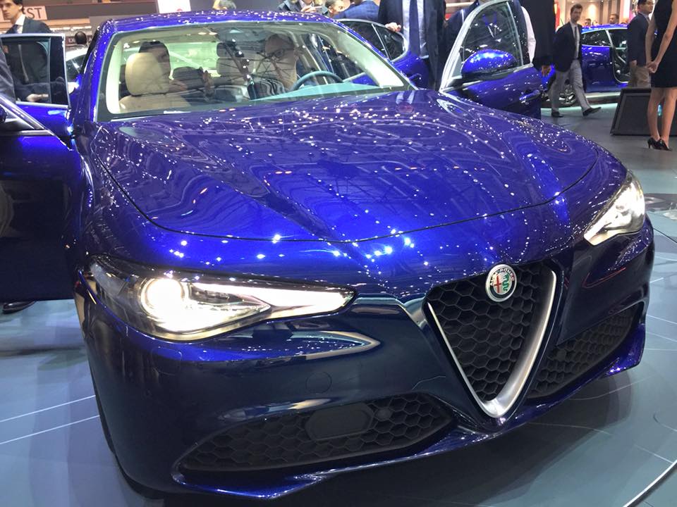 Alfa Romeo Giulia Foto Live - Salone di Ginevra 2016