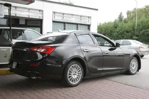Alfa Romeo Giulia - foto spia (agosto 2014) - 14