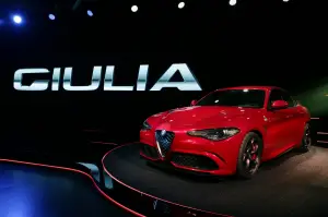 Alfa Romeo Giulia - Foto Ufficiali