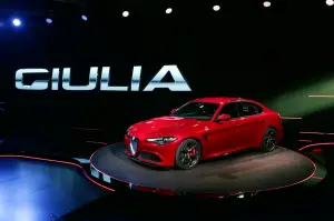 Alfa Romeo Giulia - Foto Ufficiali