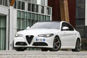 Alfa Romeo Giulia - nuova galleria del modello tradizionale