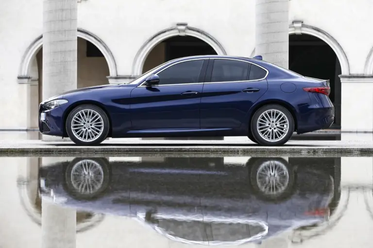 Alfa Romeo Giulia - nuova galleria del modello tradizionale - 19