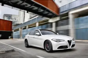 Alfa Romeo Giulia - nuova galleria del modello tradizionale