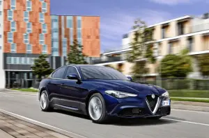 Alfa Romeo Giulia - nuova galleria del modello tradizionale