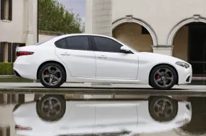 Alfa Romeo Giulia - nuova galleria del modello tradizionale