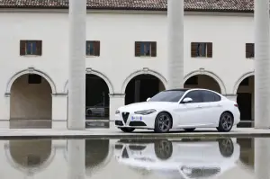 Alfa Romeo Giulia - nuova galleria del modello tradizionale