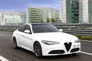 Alfa Romeo Giulia - nuova galleria del modello tradizionale