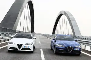 Alfa Romeo Giulia - nuova galleria del modello tradizionale