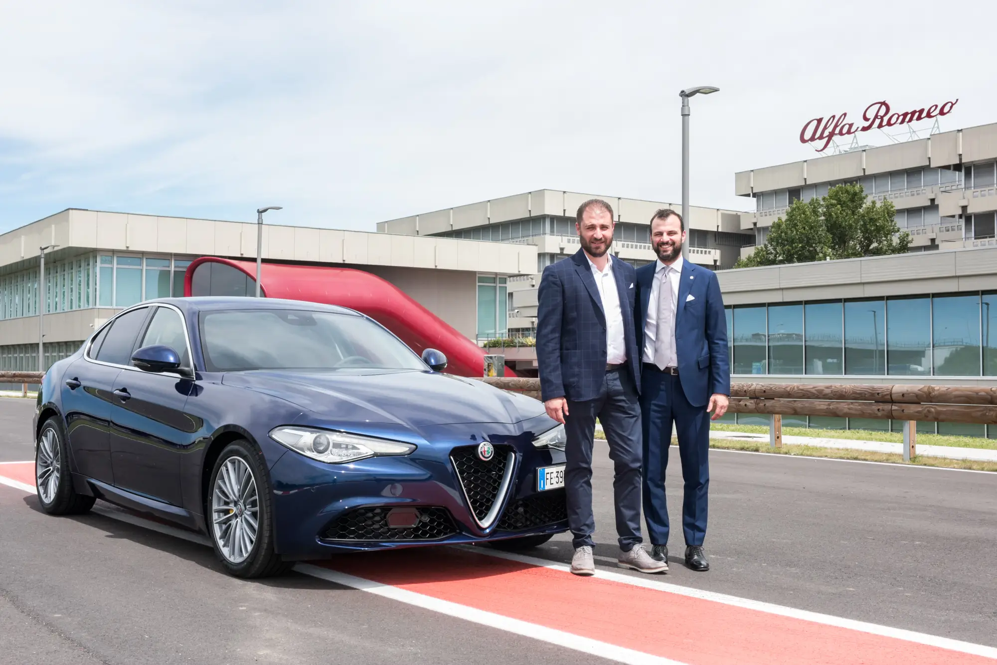 Alfa Romeo Giulia: prime consegne 28 giugno 2016 - 2