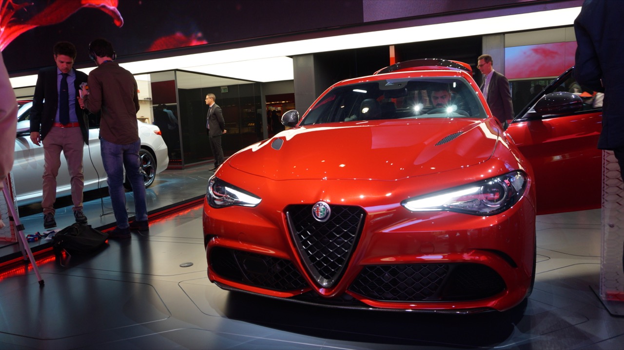 Alfa Romeo Giulia Quadrifoglio Automatica - Salone di Parigi 2016