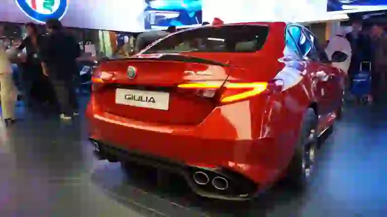 Alfa Romeo Giulia Quadrifoglio Automatica - Salone di Parigi 2016 - 2