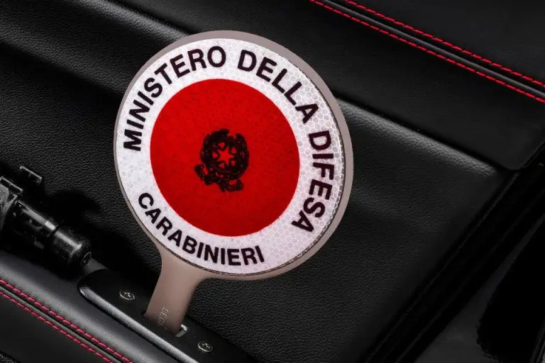 Alfa Romeo Giulia Quadrifoglio Carabinieri - 21