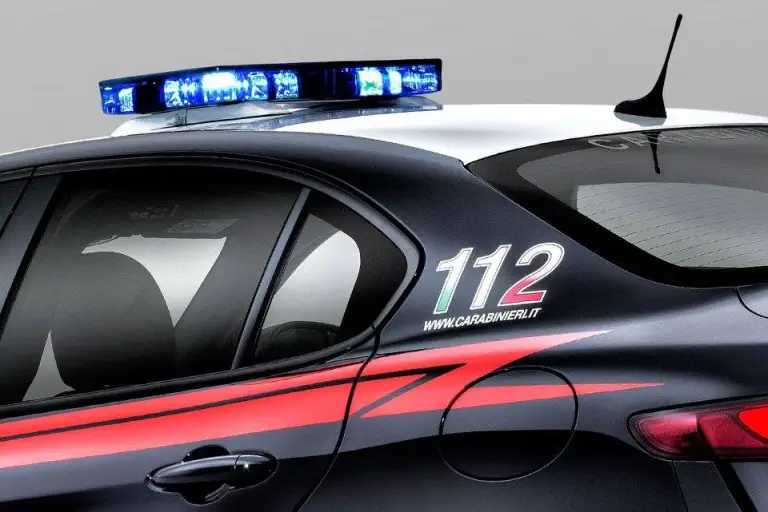 Alfa Romeo Giulia Quadrifoglio Carabinieri - 22