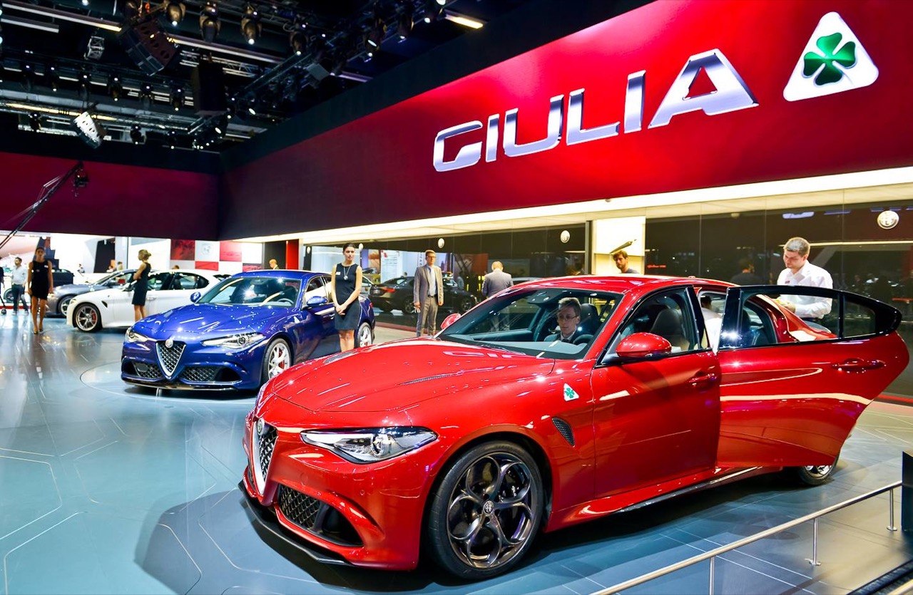 Alfa Romeo Giulia Quadrifoglio - foto dello stand al Salone di Francoforte 2015