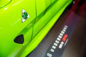 Alfa Romeo Giulia Quadrifoglio Green Neon