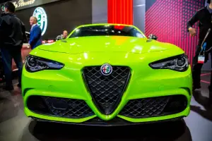 Alfa Romeo Giulia Quadrifoglio Green Neon