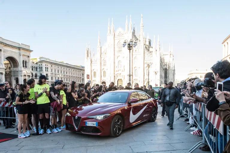 Alfa Romeo Giulia Quadrifoglio - Kevin Hart e Carl Lewis - 4