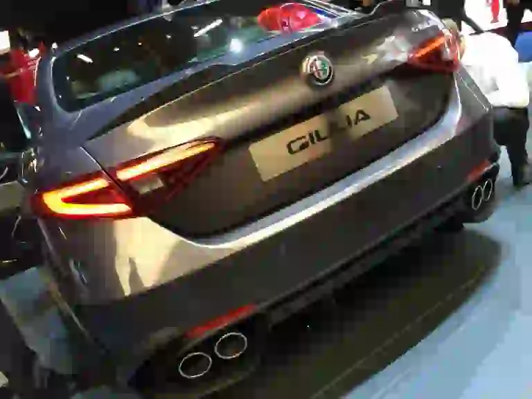 Alfa Romeo Giulia Quadrifoglio - Salone di Francoforte 2015 - 18