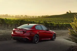 Alfa Romeo Giulia Quadrifoglio - versione per gli Stati Uniti - 4