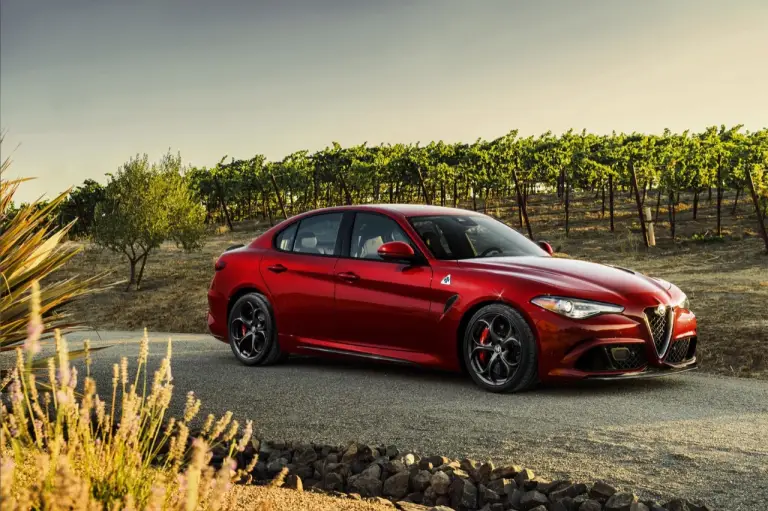 Alfa Romeo Giulia Quadrifoglio - versione per gli Stati Uniti - 24