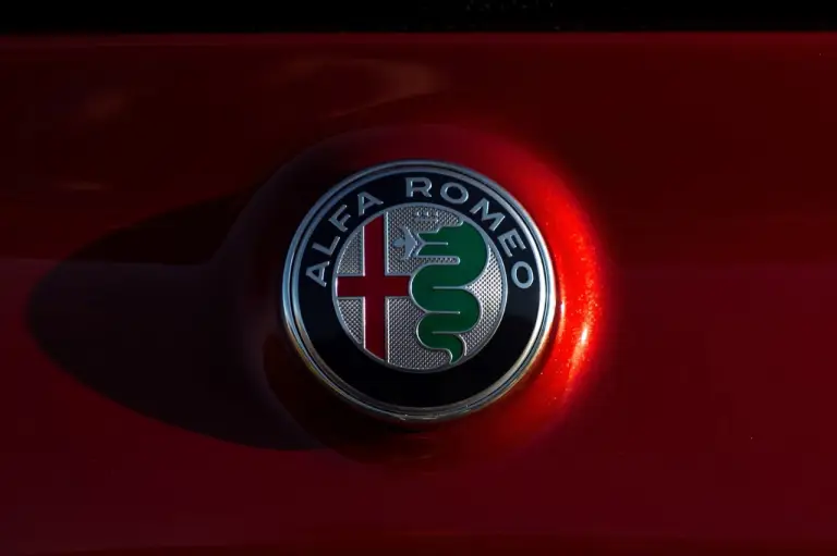 Alfa Romeo Giulia Quadrifoglio - versione per gli Stati Uniti - 48