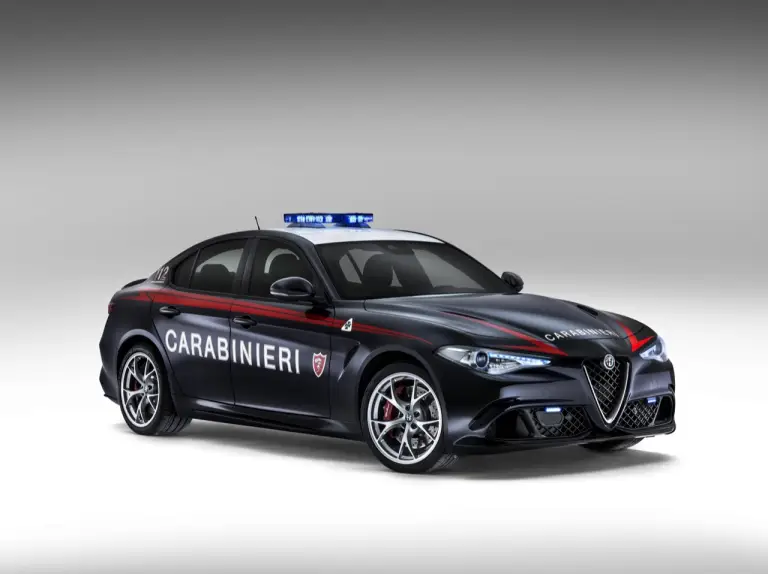 Alfa Romeo Giulia Quadrifoglio - 41