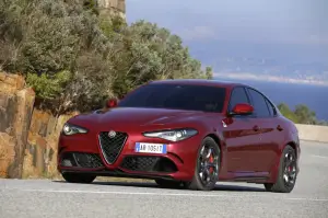 Alfa Romeo Giulia Quadrifoglio - 7