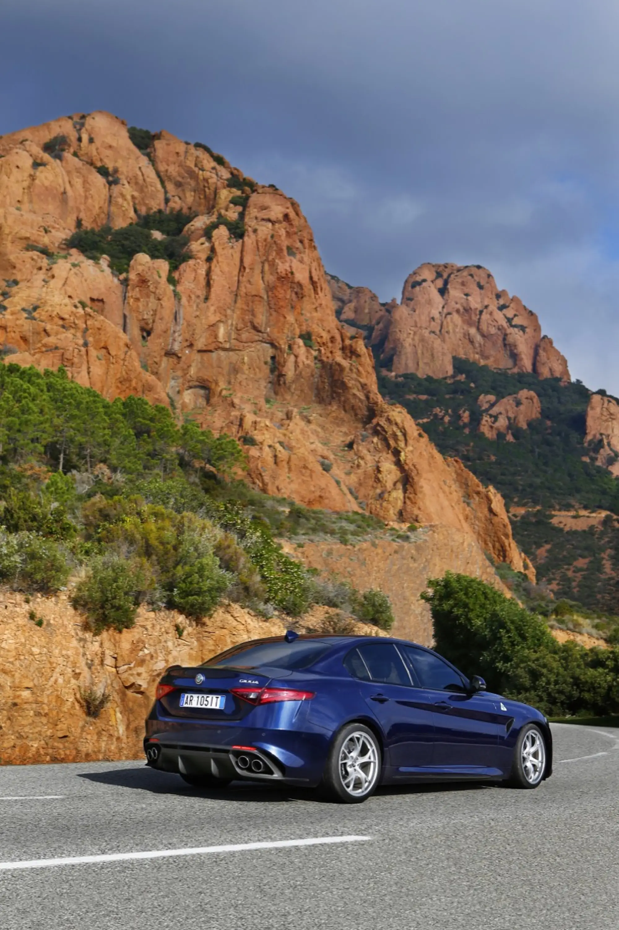 Alfa Romeo Giulia Quadrifoglio - 12