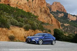 Alfa Romeo Giulia Quadrifoglio - 13