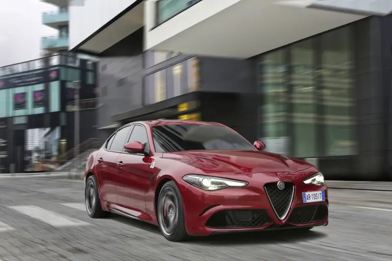 Alfa Romeo Giulia Quadrifoglio - 31
