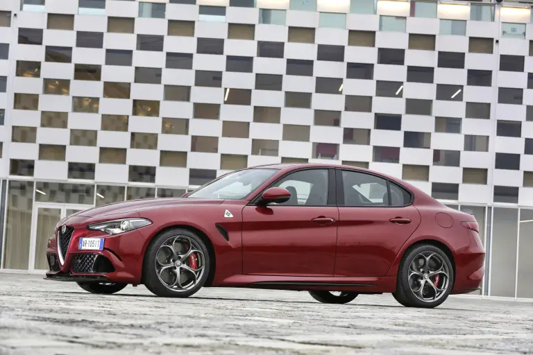 Alfa Romeo Giulia Quadrifoglio - 34