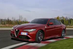 Alfa Romeo Giulia Quadrifoglio - 22