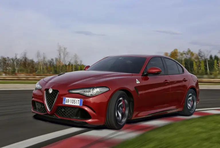 Alfa Romeo Giulia Quadrifoglio - 22