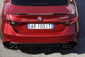 Alfa Romeo Giulia Quadrifoglio - 43