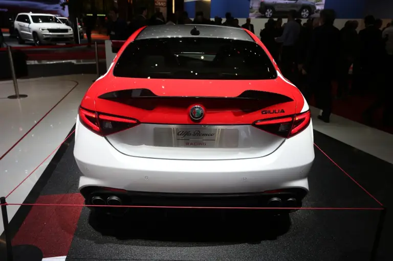 Alfa Romeo Giulia Racing - Salone di Ginevra 2019 - 4