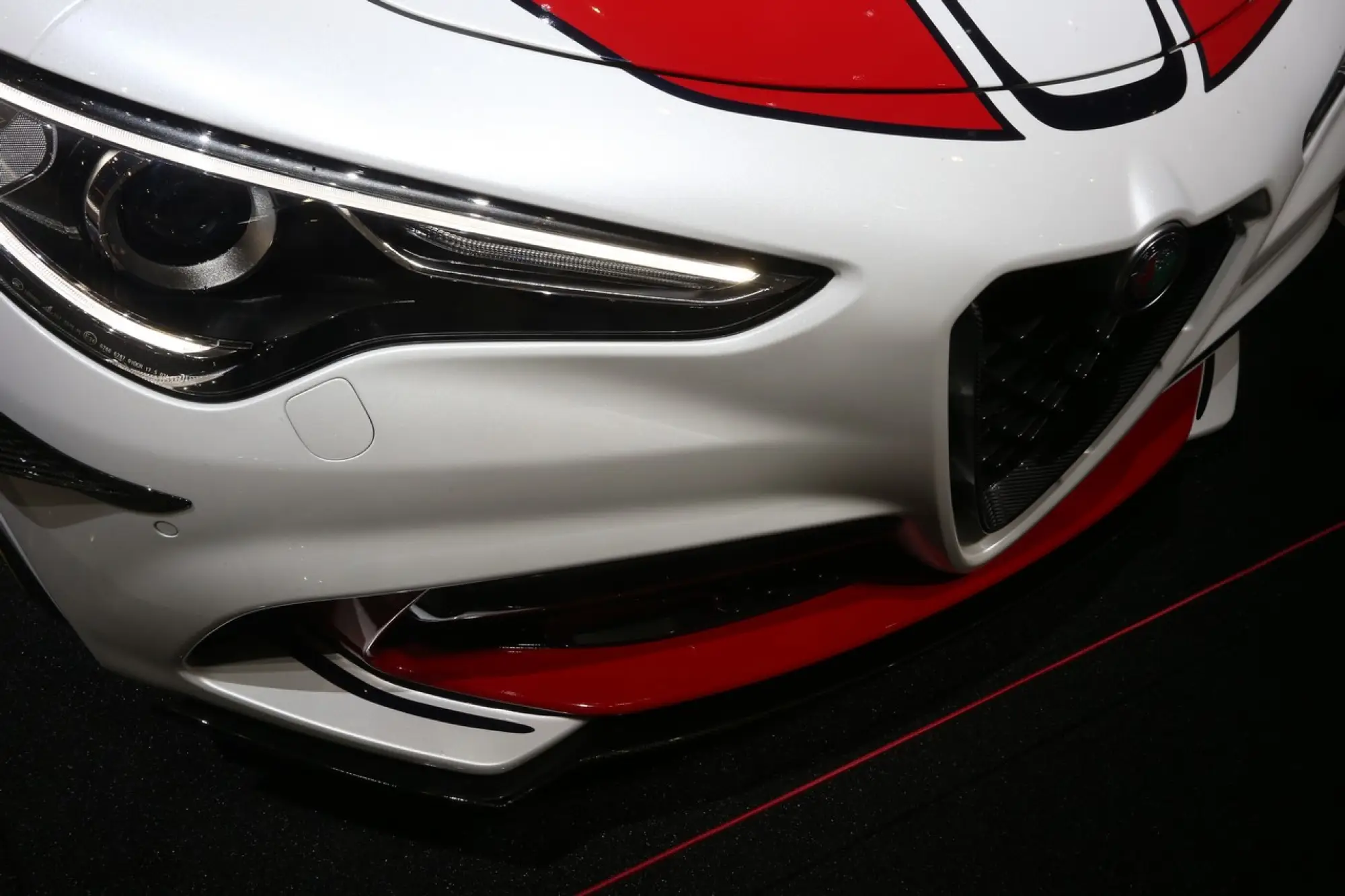 Alfa Romeo Giulia Racing - Salone di Ginevra 2019 - 10