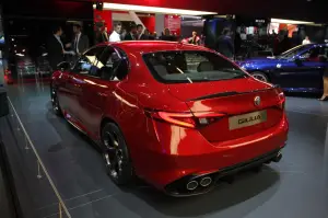 Alfa Romeo Giulia - Salone di Francoforte 2015 - 8