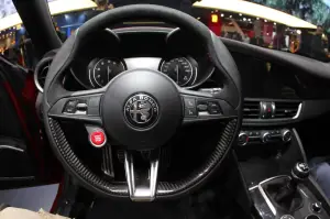 Alfa Romeo Giulia - Salone di Francoforte 2015 - 33