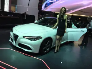 Alfa Romeo Giulia foto live - Salone di Ginevra 2016 - 16