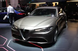 Alfa Romeo Giulia - Salone di Ginevra 2016 - 4