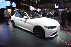 Alfa Romeo Giulia - Salone di Ginevra 2016 - 9