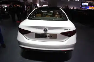 Alfa Romeo Giulia - Salone di Ginevra 2016 - 11