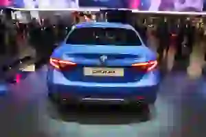 Alfa Romeo Giulia Veloce - Salone di Parigi 2016 - 34